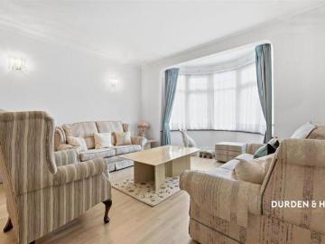 House 3 Bedroom For Sale Ilford Greater London 800000 ES100917584