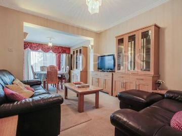 House 3 Bedroom For Sale London Greater London 599950 ES98930307