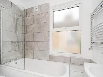 House 3 Bedroom For Sale London Greater London 645000 ES100824942