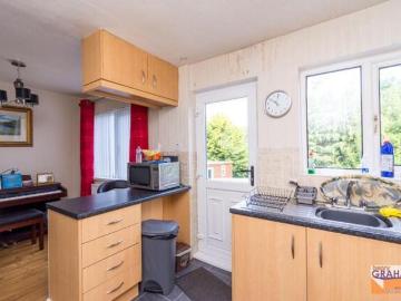 House for sale in Lisburn - Garden, Fireplace