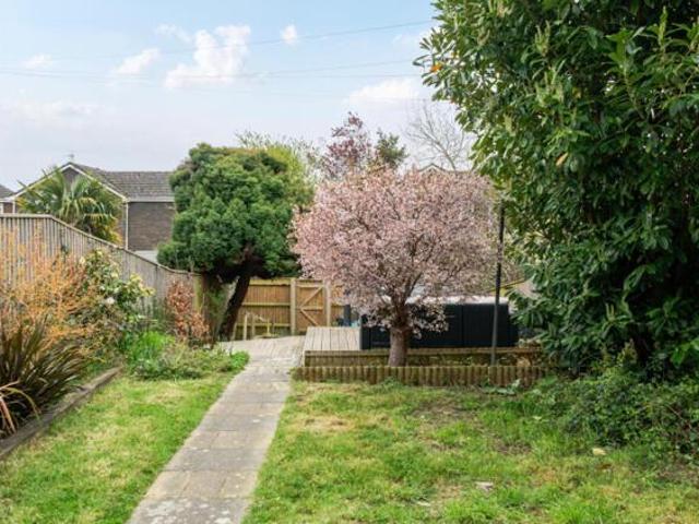 House 3 Bedroom For Sale Lymington Hampshire 360000 ES101231627