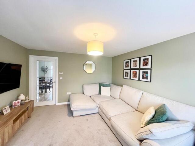 House 3 Bedroom For Sale North Lincolnshire North Lincolnshire 215000 ES101677065