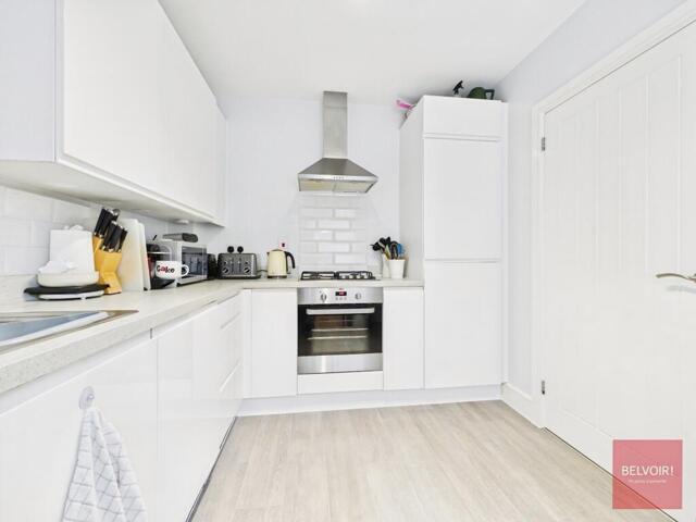 House 3 Bedroom For Sale Swansea Swansea 300000 ES101743266
