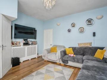 House 3 Bedroom For Sale Portsmouth Portsmouth 270000 ES100426265
