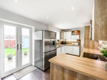 House 3 Bedroom For Sale Walsall Staffordshire 240000 ES100502925
