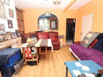 House 3 Bedroom For Sale Trafford Trafford 335000 ES100649288