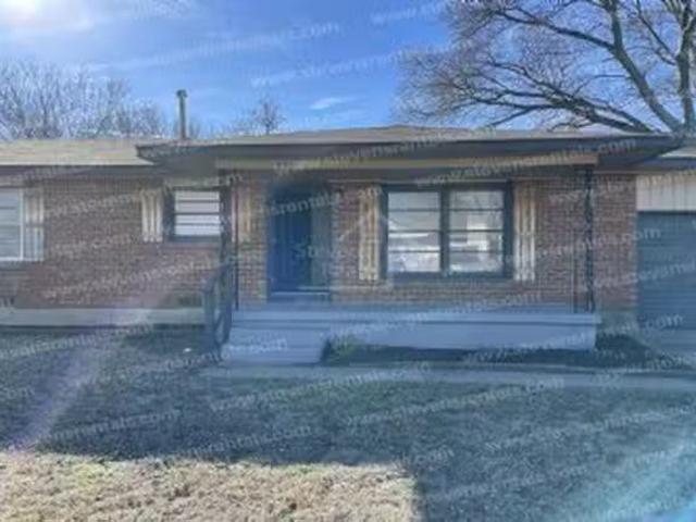House 3 bedrooms in Lawton