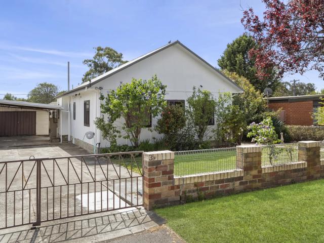 house 3 Gymea Street, Narrabundah