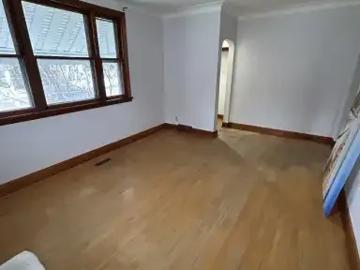 House 3.5 Bedroom For Rent Winnipeg MB 1650 ES101090097