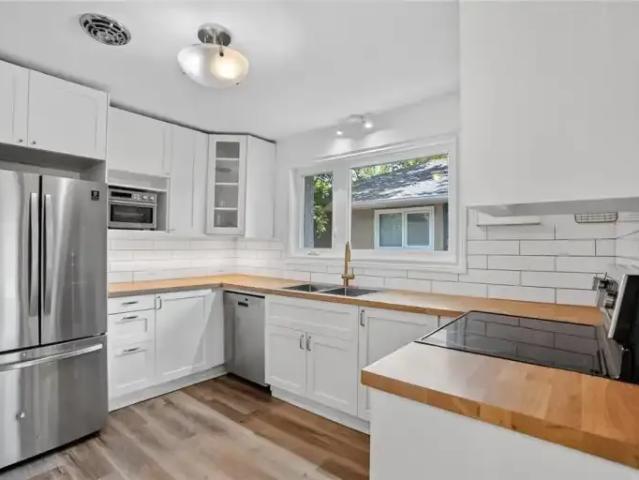 House 3.5 Bedroom For Rent Winnipeg MB 2500 ES106134597