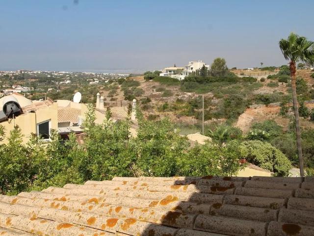 House T3 in Albufeira e Olhos de Água, Albufeira