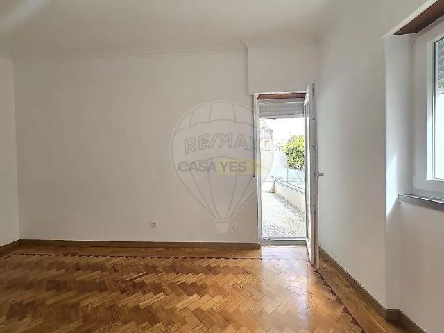 House T3 in Carcavelos e Parede, Cascais