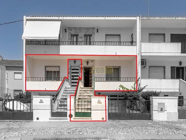 House T3 in Malagueira e Horta das Figueiras, Évora