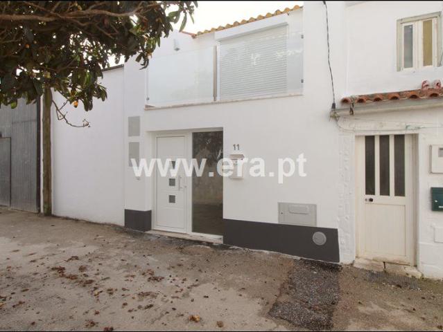 House T2 / Torres Vedras, Ventosa