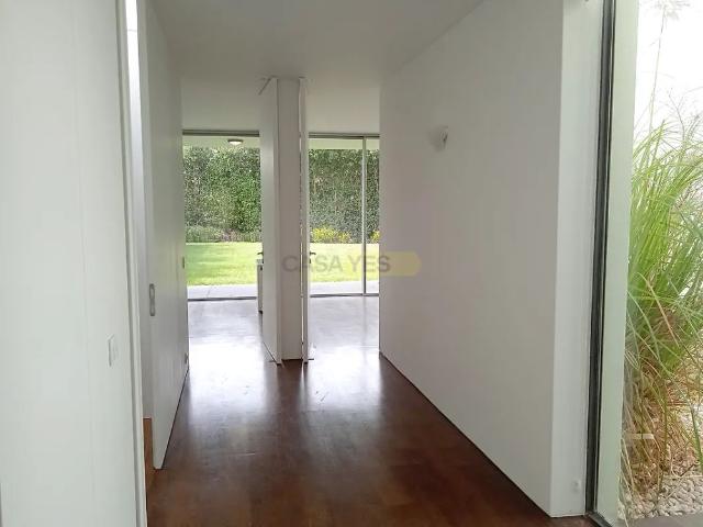 House T4 in Vau, Óbidos