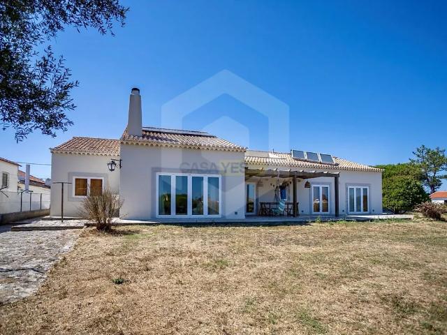 House T4 in Castelo Sesimbra, Sesimbra