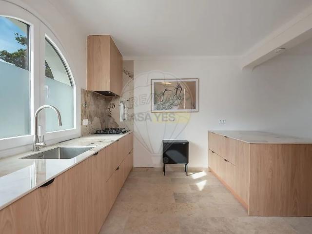 House T4 in Gaeiras, Óbidos