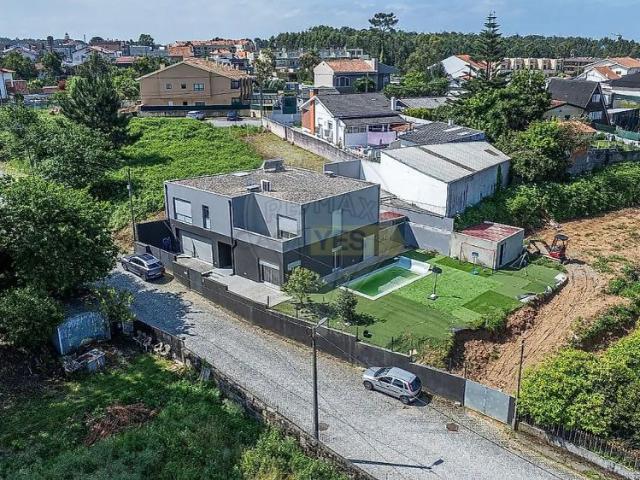 House T4 in Madalena, Vila Nova de Gaia