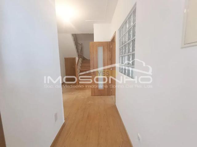 House T4 in Marinha Grande, Marinha Grande