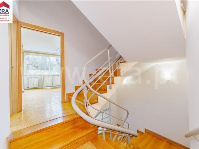 House T4 / Porto, Cedofeita, Santo Ildefonso, Sé, Miragaia, São Nicolau e Vitória