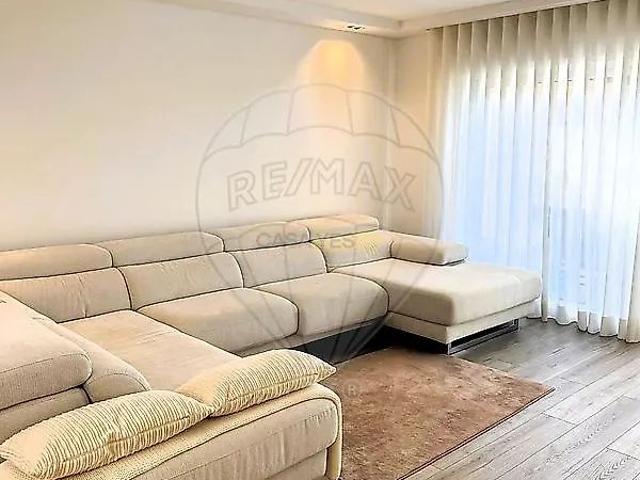 House T5 in Almargem do Bispo, Pêro Pinheiro e Montelavar, Sintra