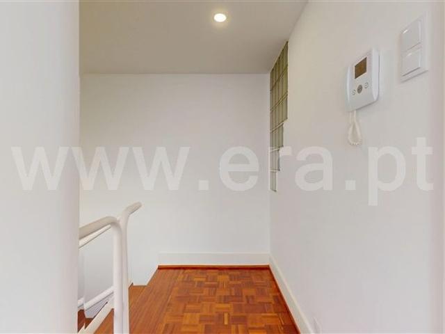 House T5 / Lisboa, Restelo