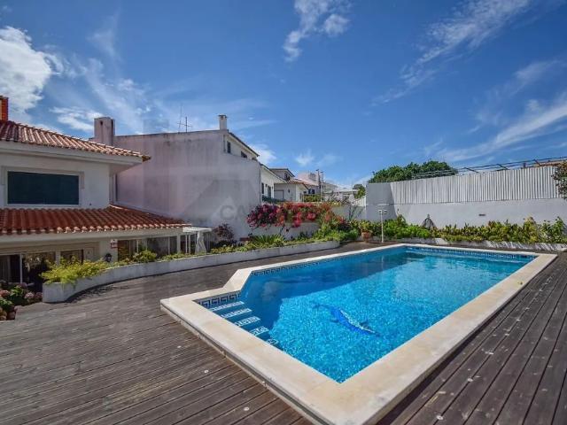 House T6 in Carcavelos e Parede, Cascais