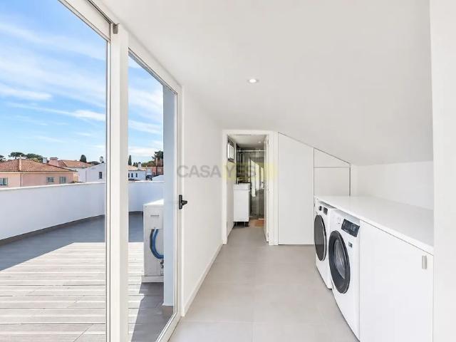 House T6 in Oeiras e São Julião da Barra, Paço de Arcos e Caxias, Oeiras