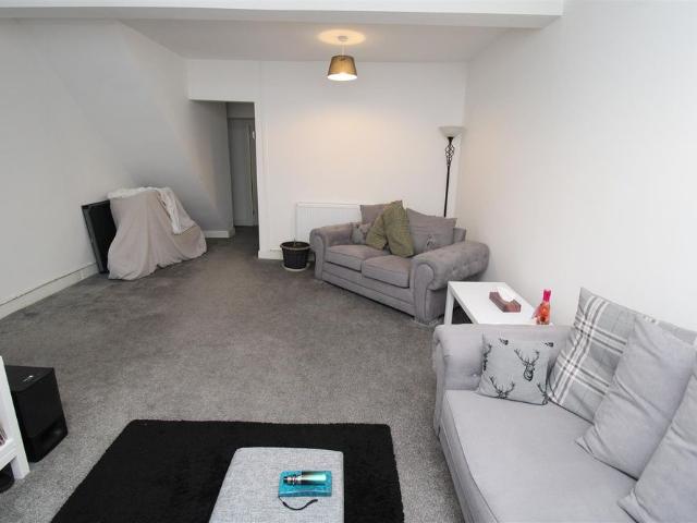 House Terraced For Rent Bailey Street, Porth