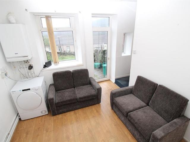 House Terraced For Rent Laura Street, Pontypridd
