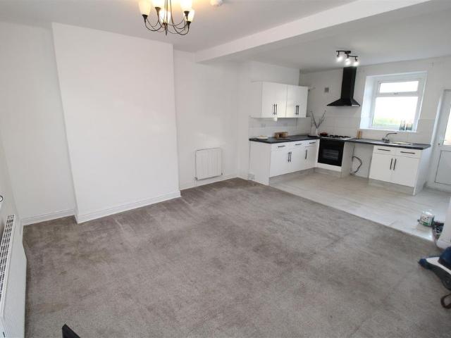 House Terraced For Rent Main Road, Mountain Ash