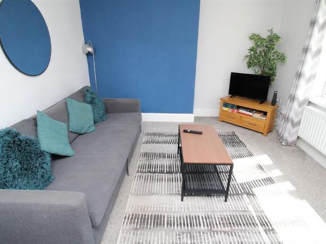 House Terraced For Rent Rhyd Yr Helyg, Cardiff