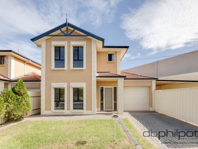 house to let in 2 Birdwood Terrace, North Plympton 3 bed
