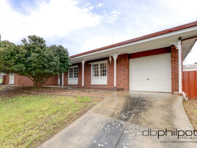 house to let in 45 Heysen Avenue, HOPE VALLEY 3 bed
