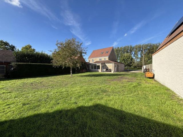 House to rent: Oude sluissedijk 8, 8340 Damme on Realo
