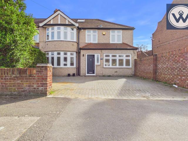 House to Rent: Bourne Avenue, UB3