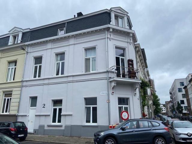 House to rent: Clementinastraat 2, 2018 Antwerp on Realo