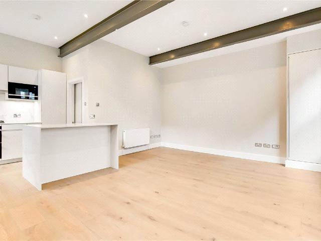 House to rent in Marylebone, Montagu Mews South, W1H: Marylebone: MYL130155