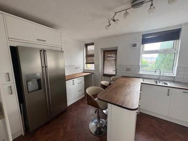House to rent in Melrose Avenue, Leigh, WN7 | Leaders