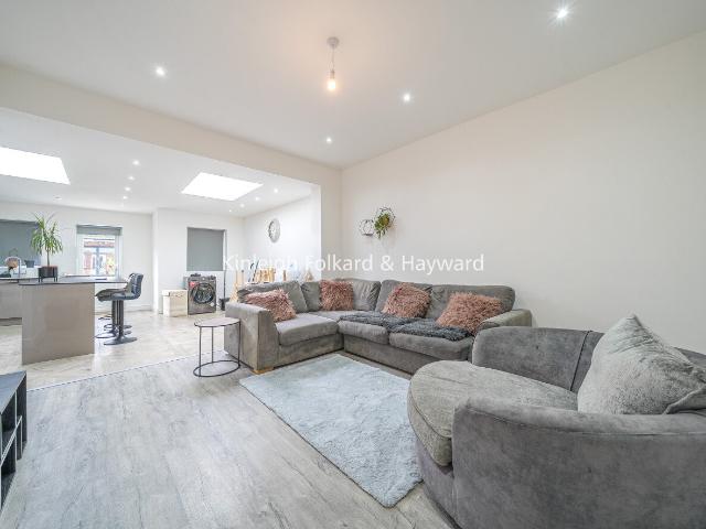 house to rent in Mitcham Lane, Furzedown, SW16