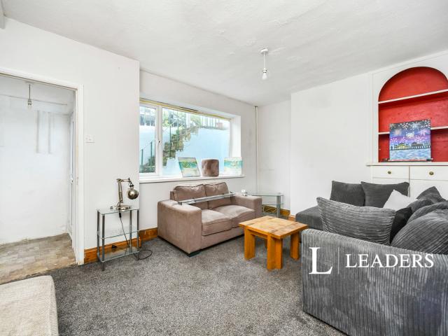 House to rent in Newmarket Road, Brighton, East Sussex, BN2 | Leaders