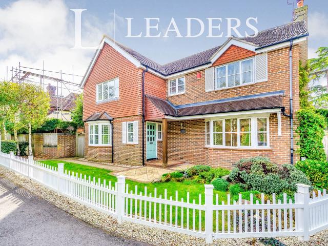 House to rent in North Heath Lane, Horsham, RH12 | Leaders