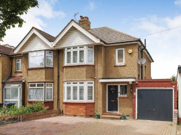 House to rent in Norton Avenue, Surbiton, KT5 | Leaders