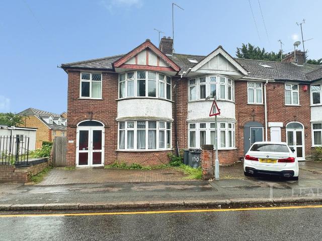 House to rent in Old Bedford Road, Luton, Bedfordshire, LU2 | Leaders