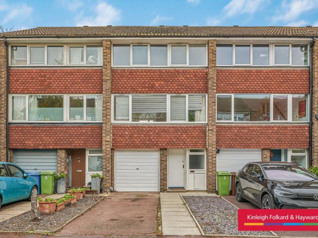 house to rent in Alleyn Crescent, London, SE21