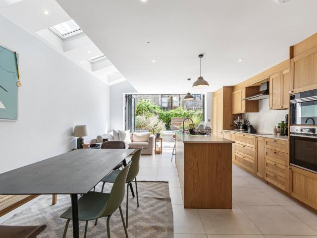 house to rent in Andalus Road, Clapham, London, SW9