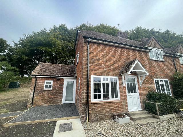 House to rent in Basingstoke, Overton, RG25: Newbury: NWL250090