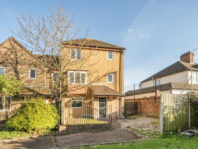 house to rent in Beckenham Hill Road, London, SE6