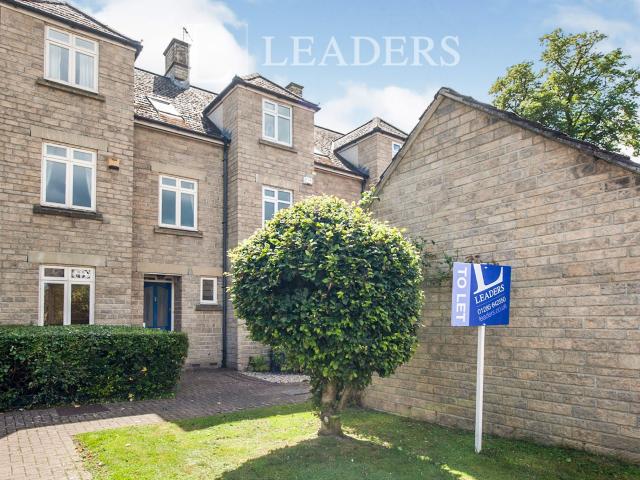 House to rent in Beaufort Court, Chesterton Lane, Cirencester, Gloucestershire, GL7 | Leaders