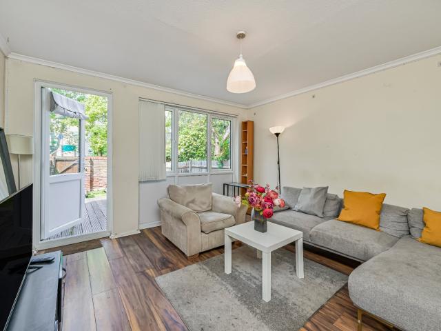 house to rent in Bedford Road, Clapham North, London, SW4